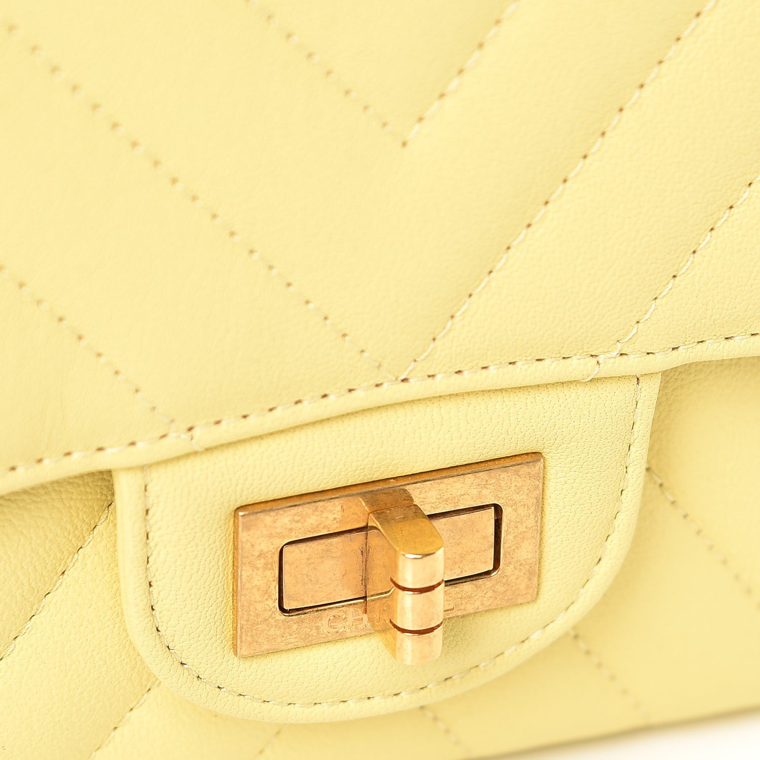 Chanel Sheepskin Chevron Quilted 2.55 Reissue 226 Flap Yellow 9 of 9
