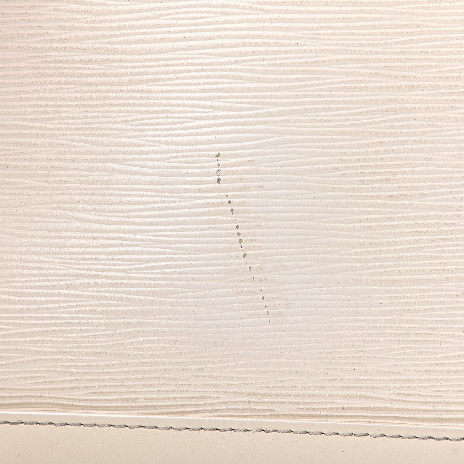 Louis Vuitton Epi Alma PM Ivory 14 of 16