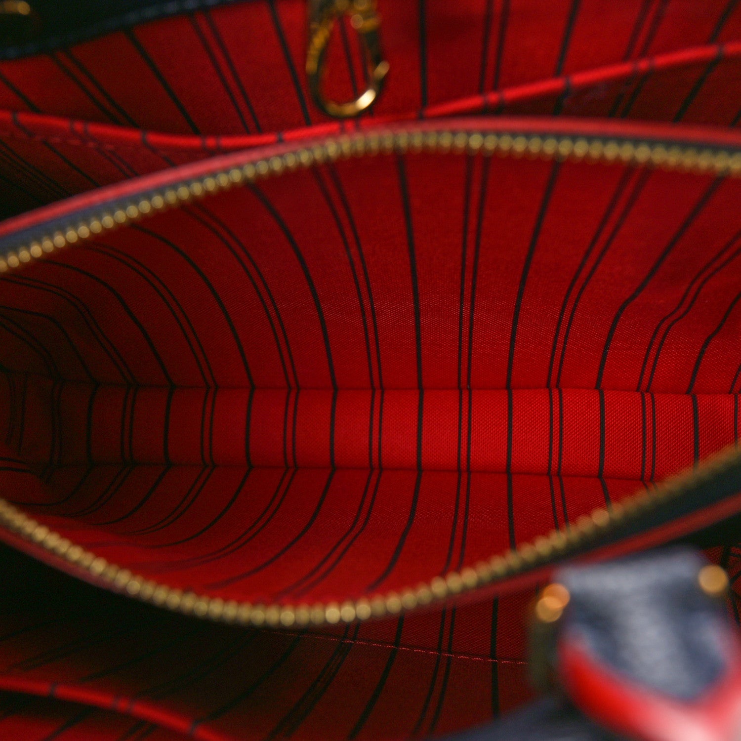 Louis Vuitton Empreinte Montaigne BB Marine Rouge 5 of 10