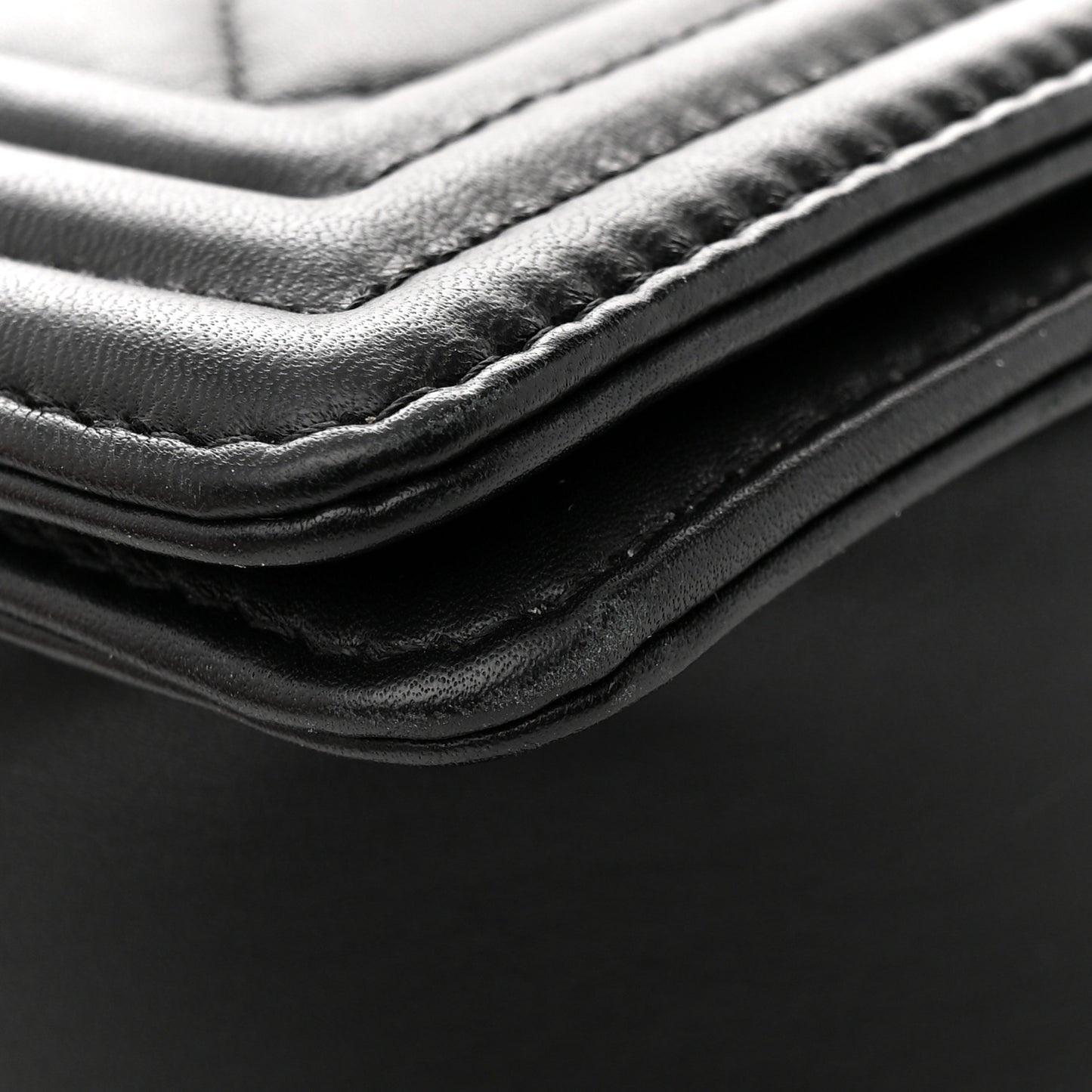 Lambskin Quilted Large Boy Flap Black