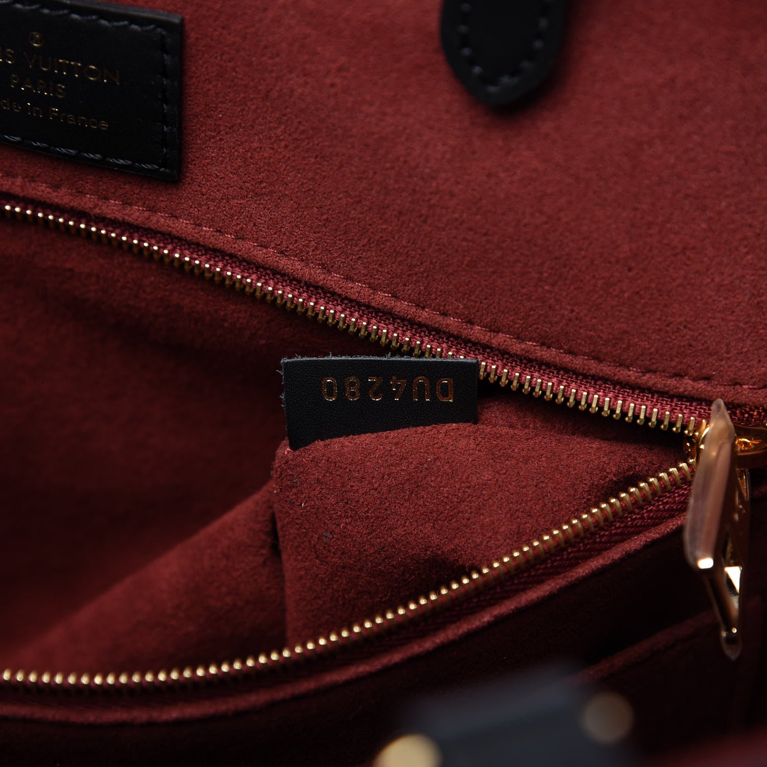 Louis Vuitton Empreinte Monogram Giant Onthego MM Black Beige 9 of 10