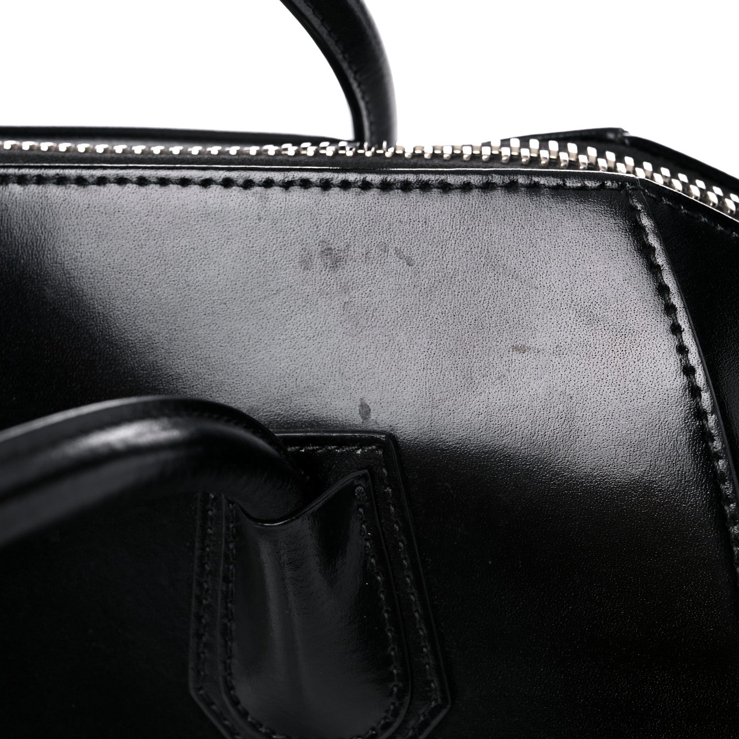 Givenchy Shiny Lord Calfskin Medium Antigona Black 17 of 22