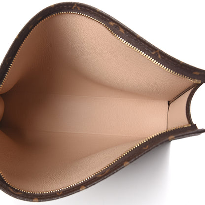 Louis Vuitton Monogram Toiletry Pouch 26 4 of 7
