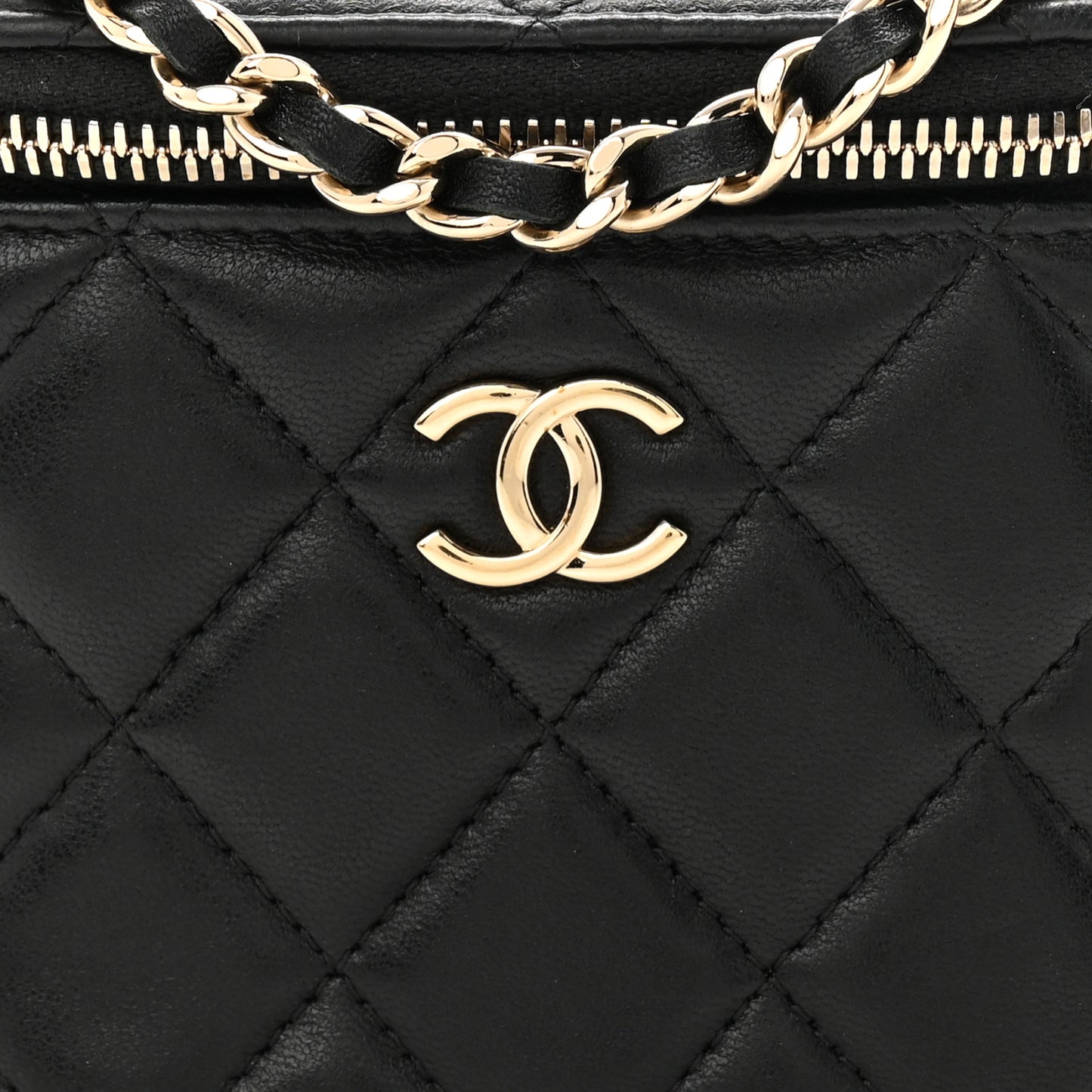 Lambskin Quilted Top Handle Mini Vanity Case With Chain Black
