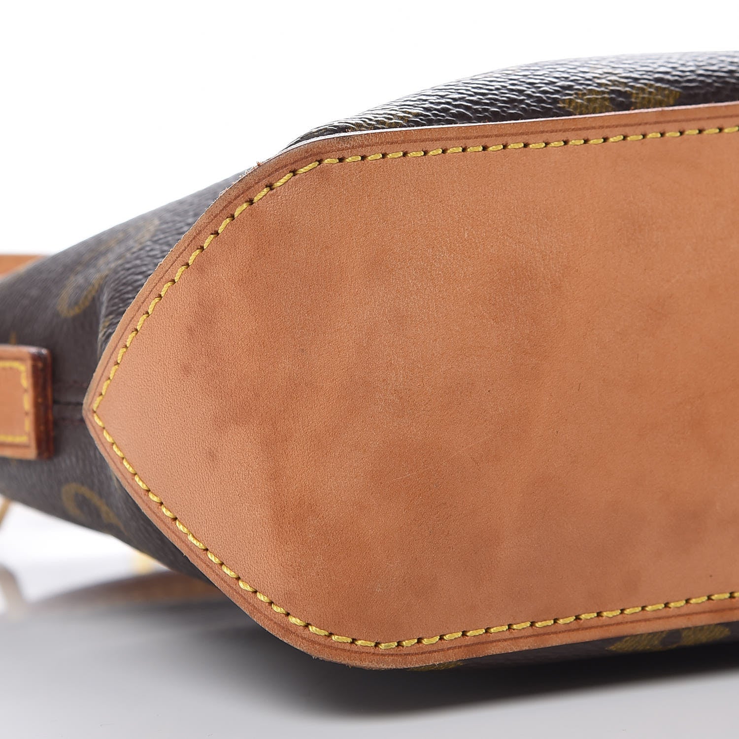 Louis Vuitton Monogram Trotteur 9 of 13