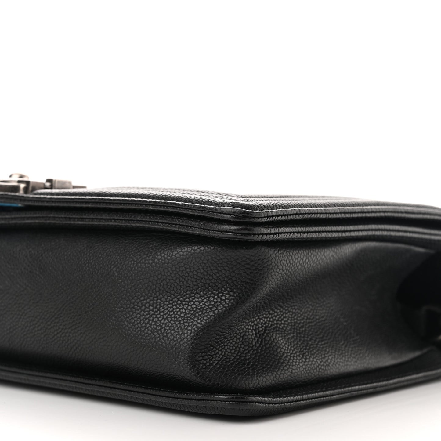 Caviar Quilted New Medium Boy Flap Black