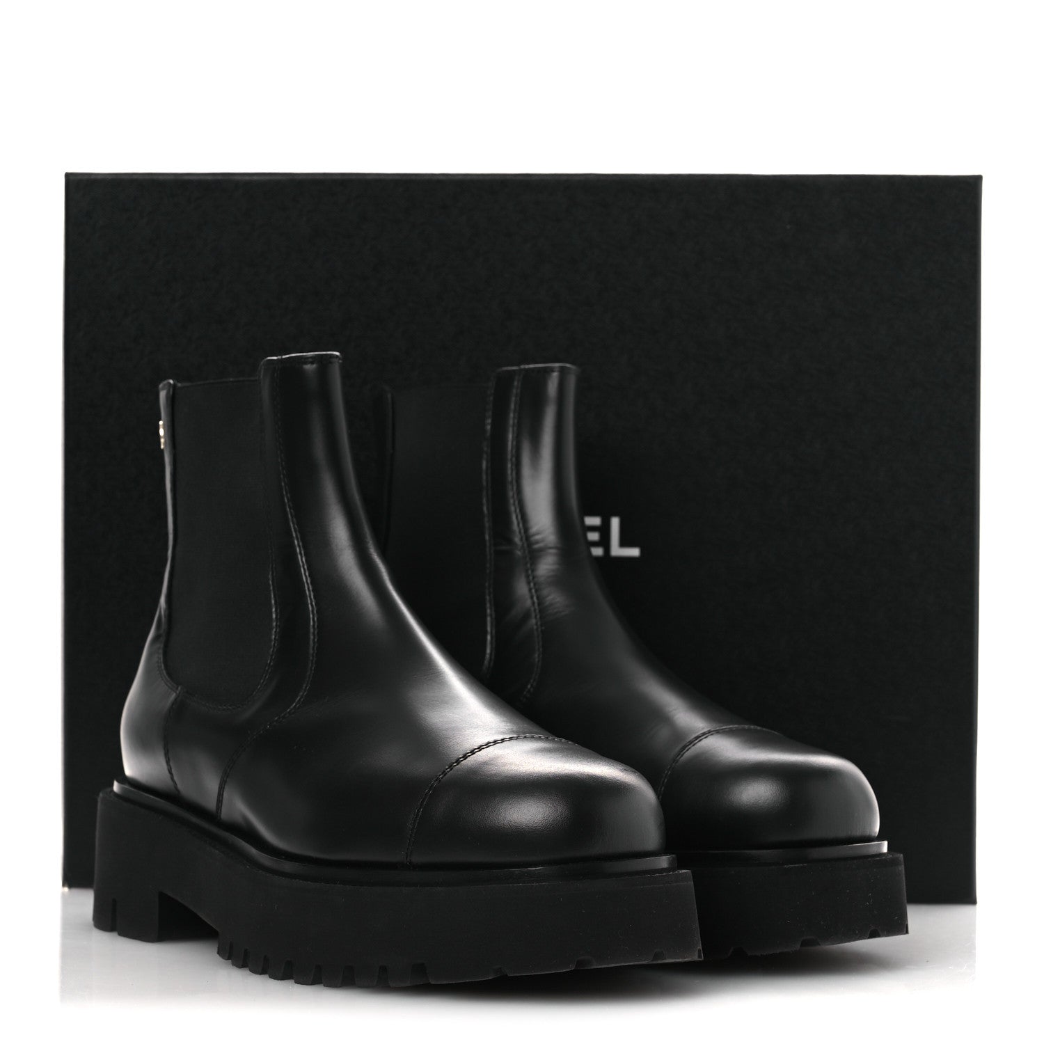 Chanel Calfskin Cap Toe CC Short Boots 41 Black 1822378 – FASHIONPHILE