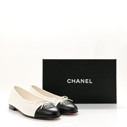 Chanel Lambskin Cap Toe CC Ballerina Flats 38.5 White Black 10 of 10
