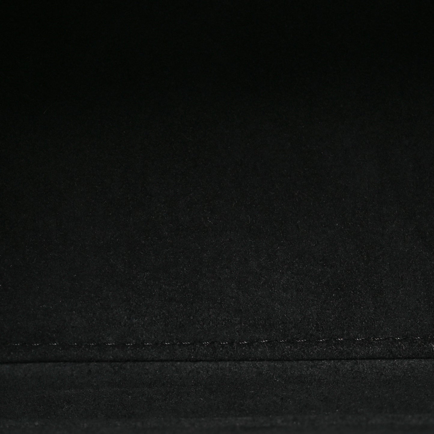 Calfskin Lockme Ever Black