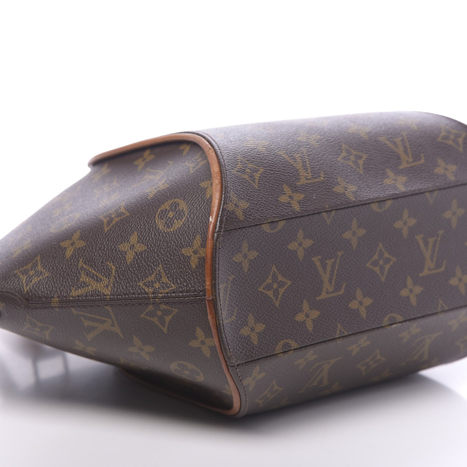 Louis Vuitton Monogram Ellipse MM 18 of 19