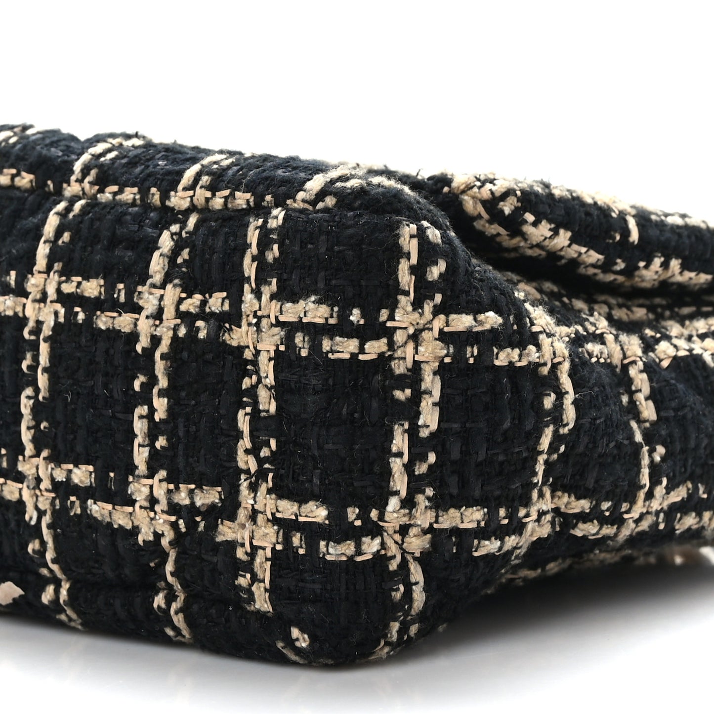 Tweed Quilted Medium Chanel 19 Flap Black Beige