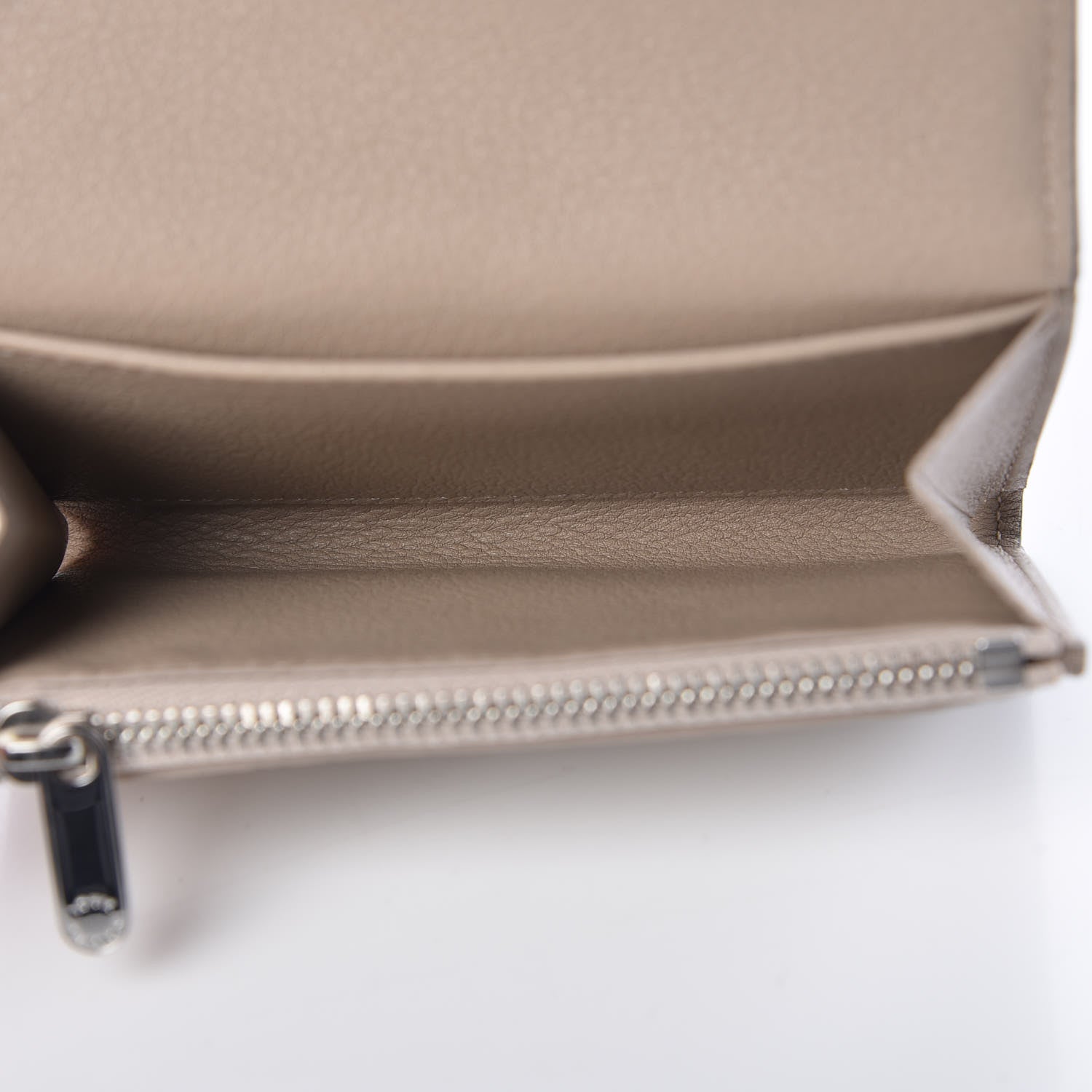 Louis Vuitton Mahina Anae Coin Purse Galet 5 of 8