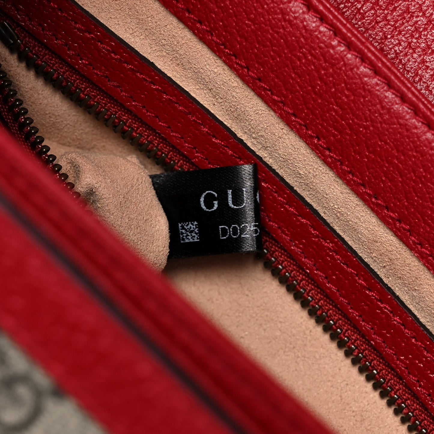 GG Supreme Monogram Small Queen Margaret Top Handle Bag Red