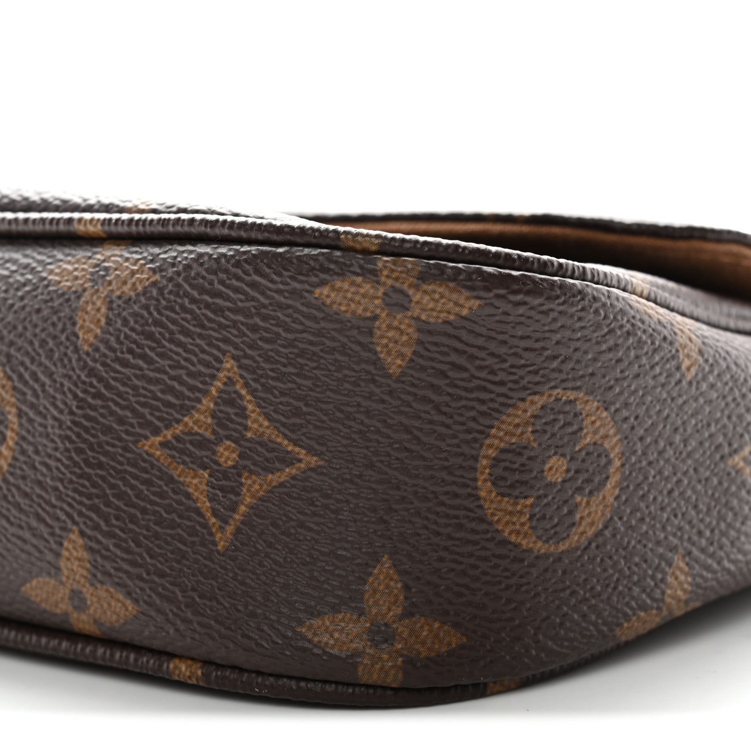 Louis Vuitton Monogram Ivy Wallet On Chain 23 of 28