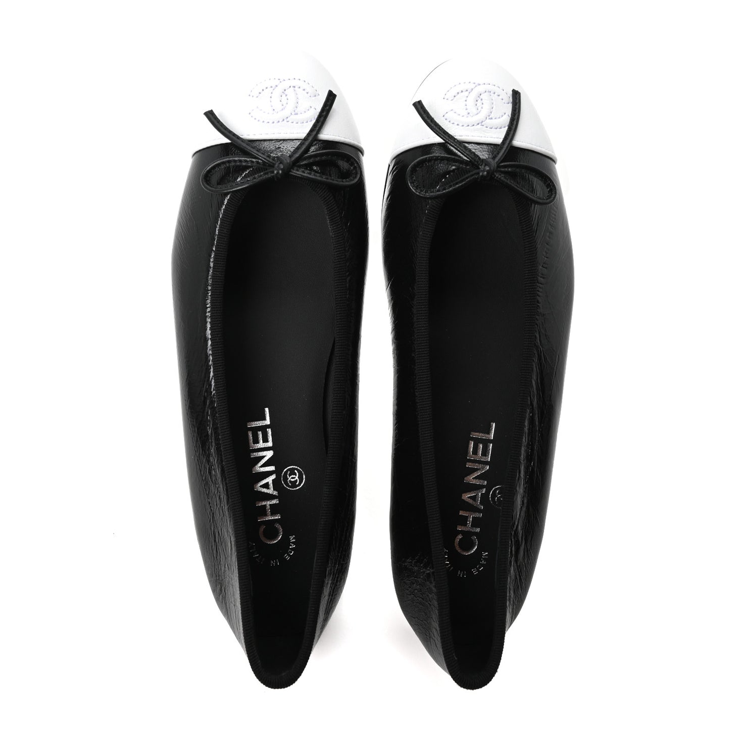 Crumpled Shiny Lambskin CC Cap Toe Ballerina Flats 37 Black White