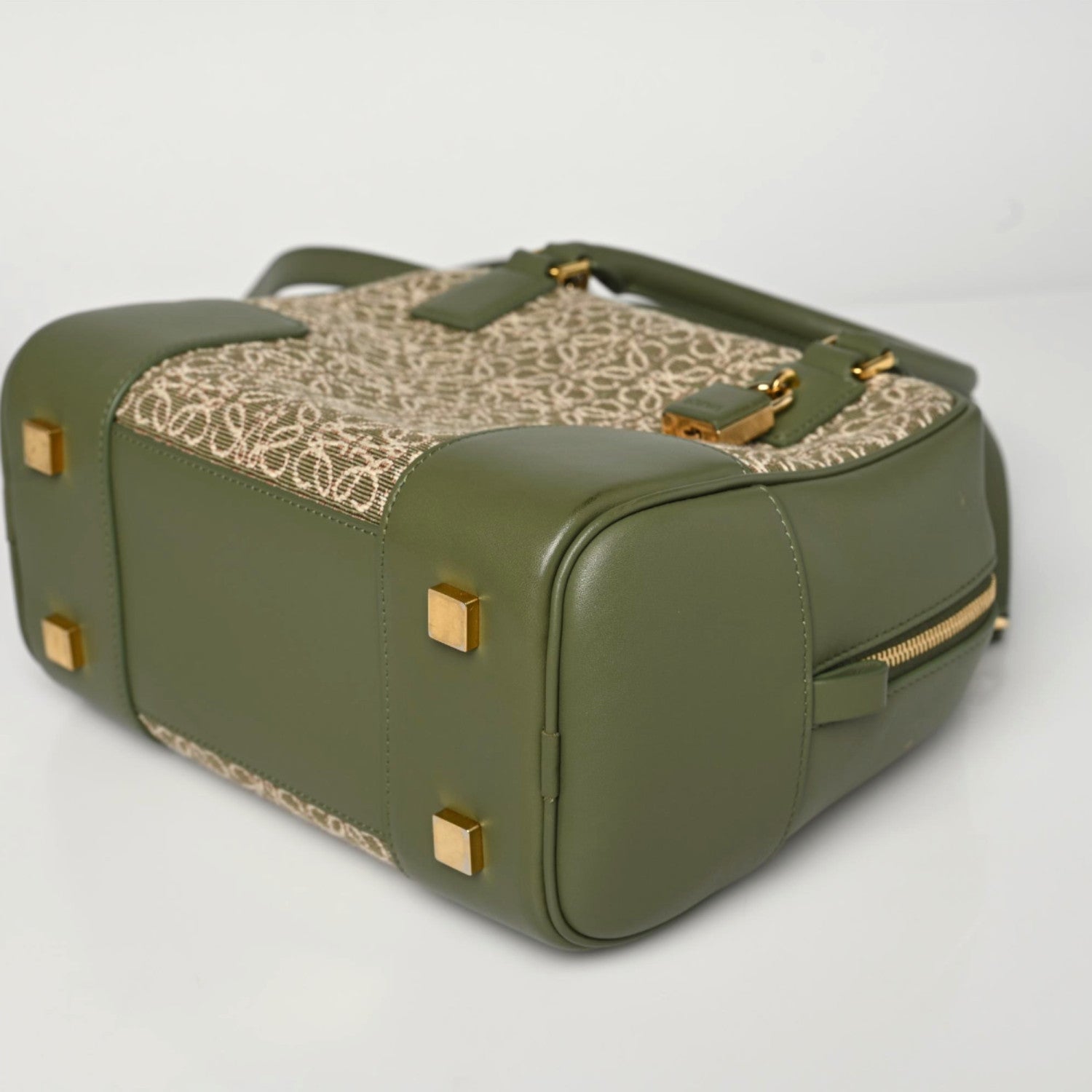 Loewe Jacquard Anagram Calfskin Amazona 19 Avocado Green 6 of 8