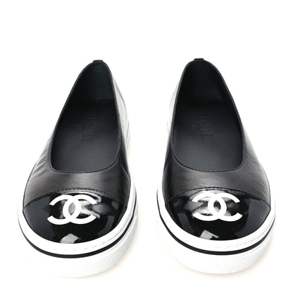 Chanel Crumpled Shiny Lambskin Patent Calfskin CC Ballet Flats 37.5 Black 3 of 10
