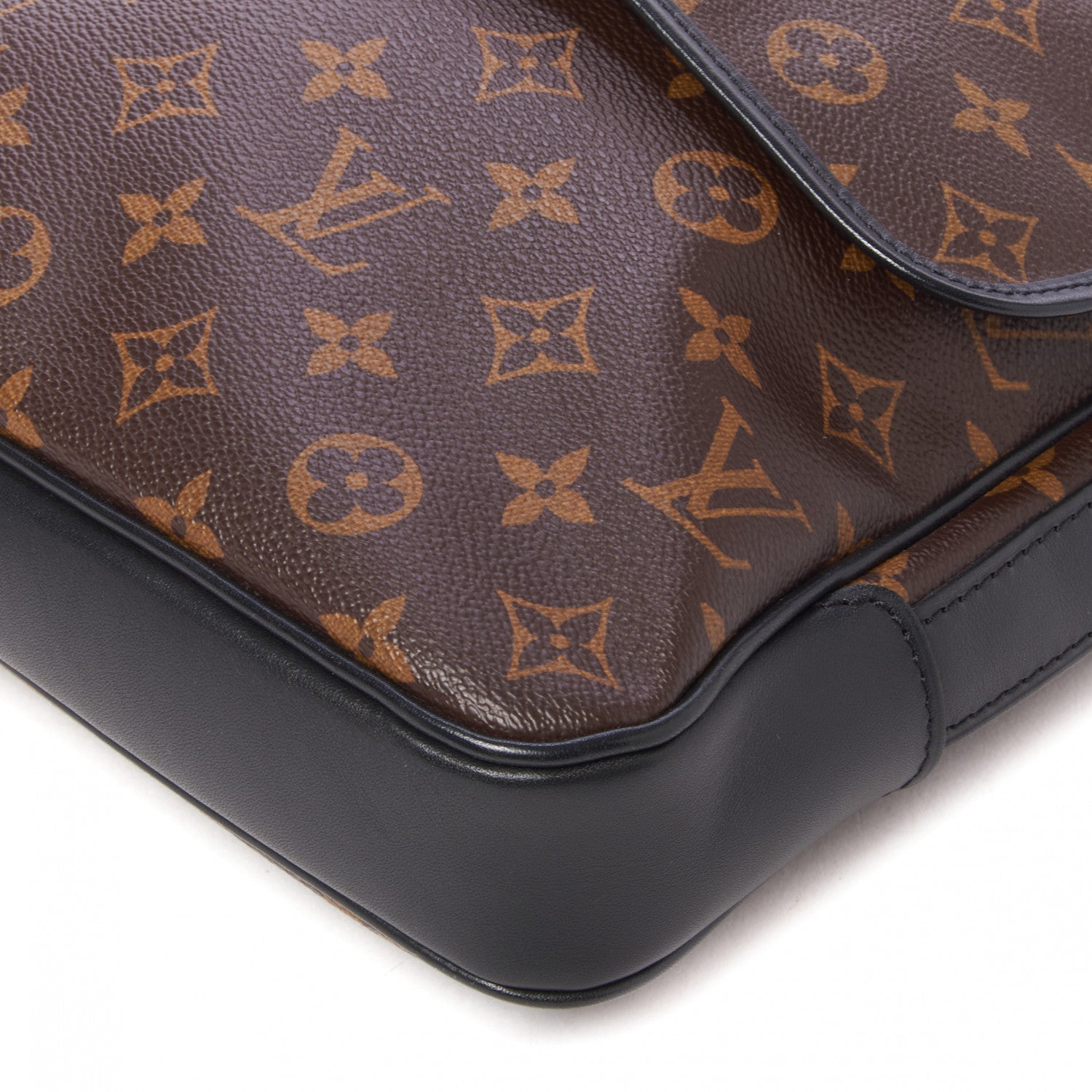 Louis Vuitton Monogram Macassar Bass MM 7 of 8