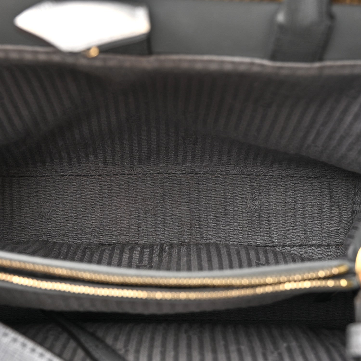 Fendi Vitello Elite Petite 2Jours Tote Grigio Grigio Chiaro 5 of 16