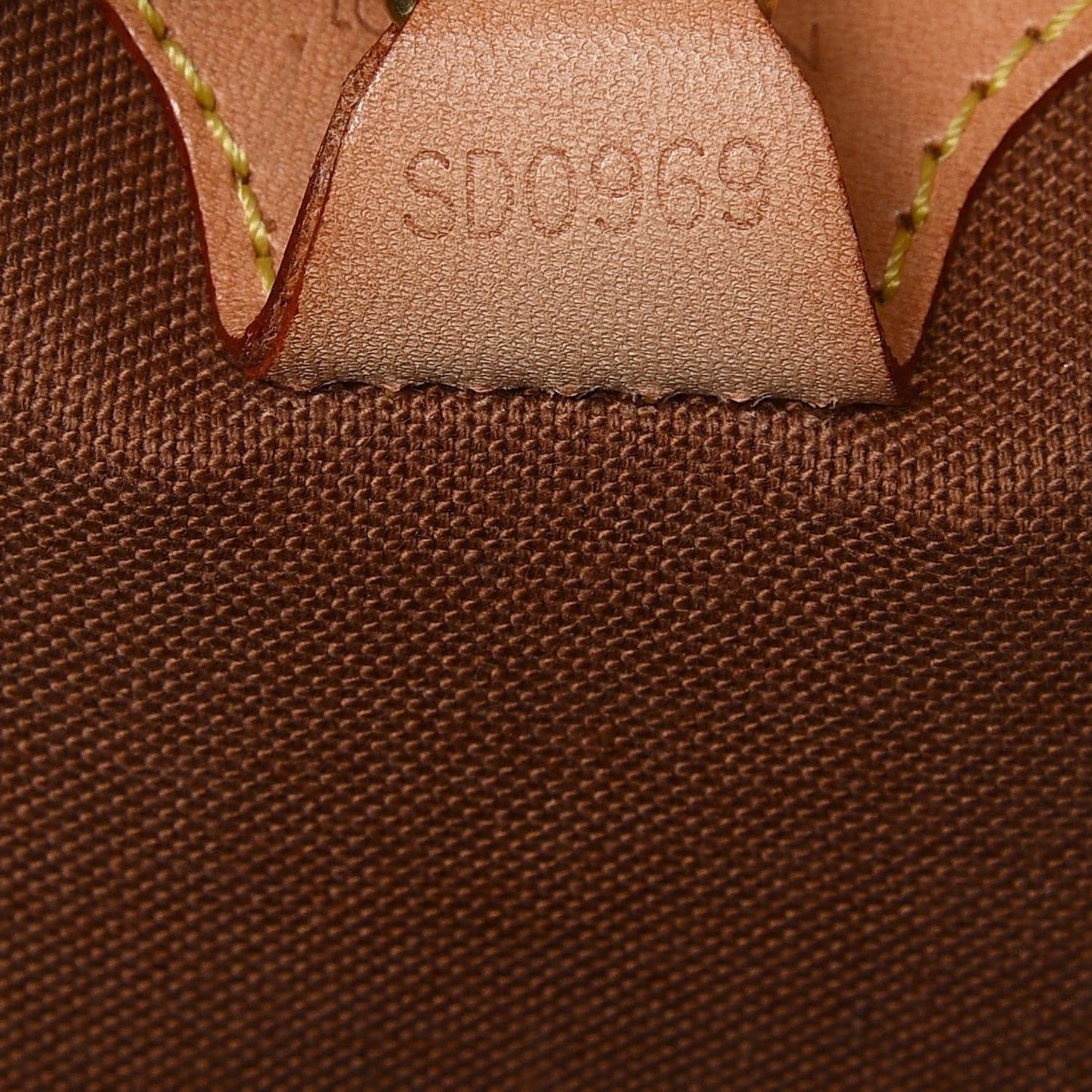 Monogram Ellipse MM