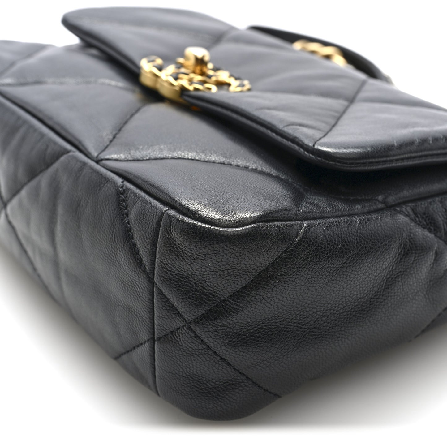 Goatskin Quilted Medium Chanel 19 Flap Black