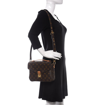Louis Vuitton Monogram Pochette Metis 2 of 9