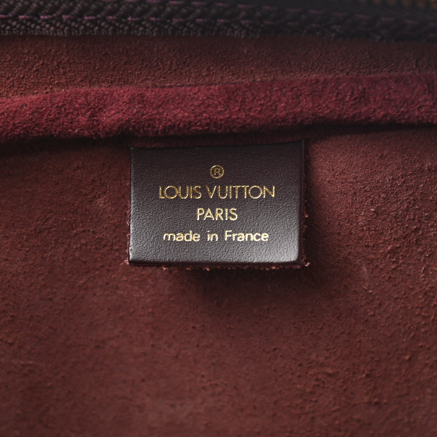 Louis Vuitton Taiga Kendall PM Acajou 7 of 13