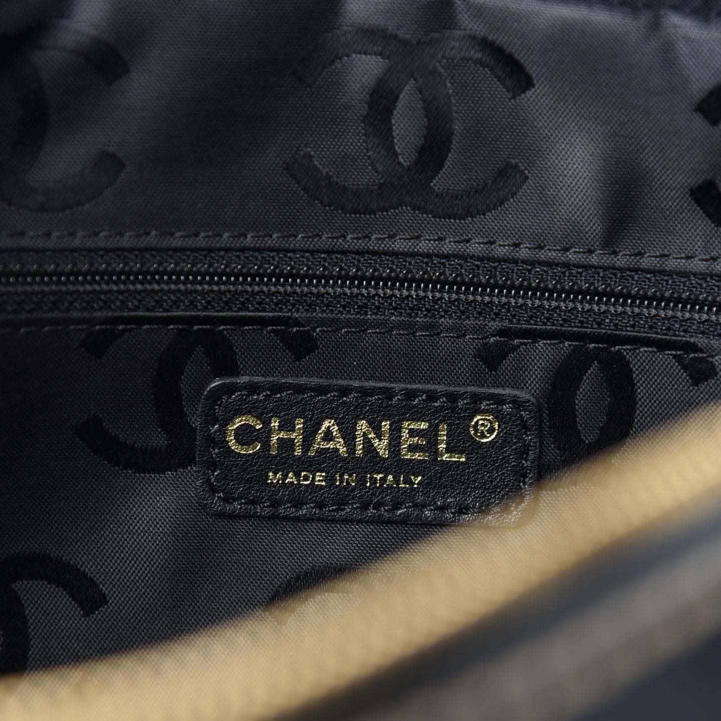 Calfskin Contrast Stitch Surpique Bowler Black