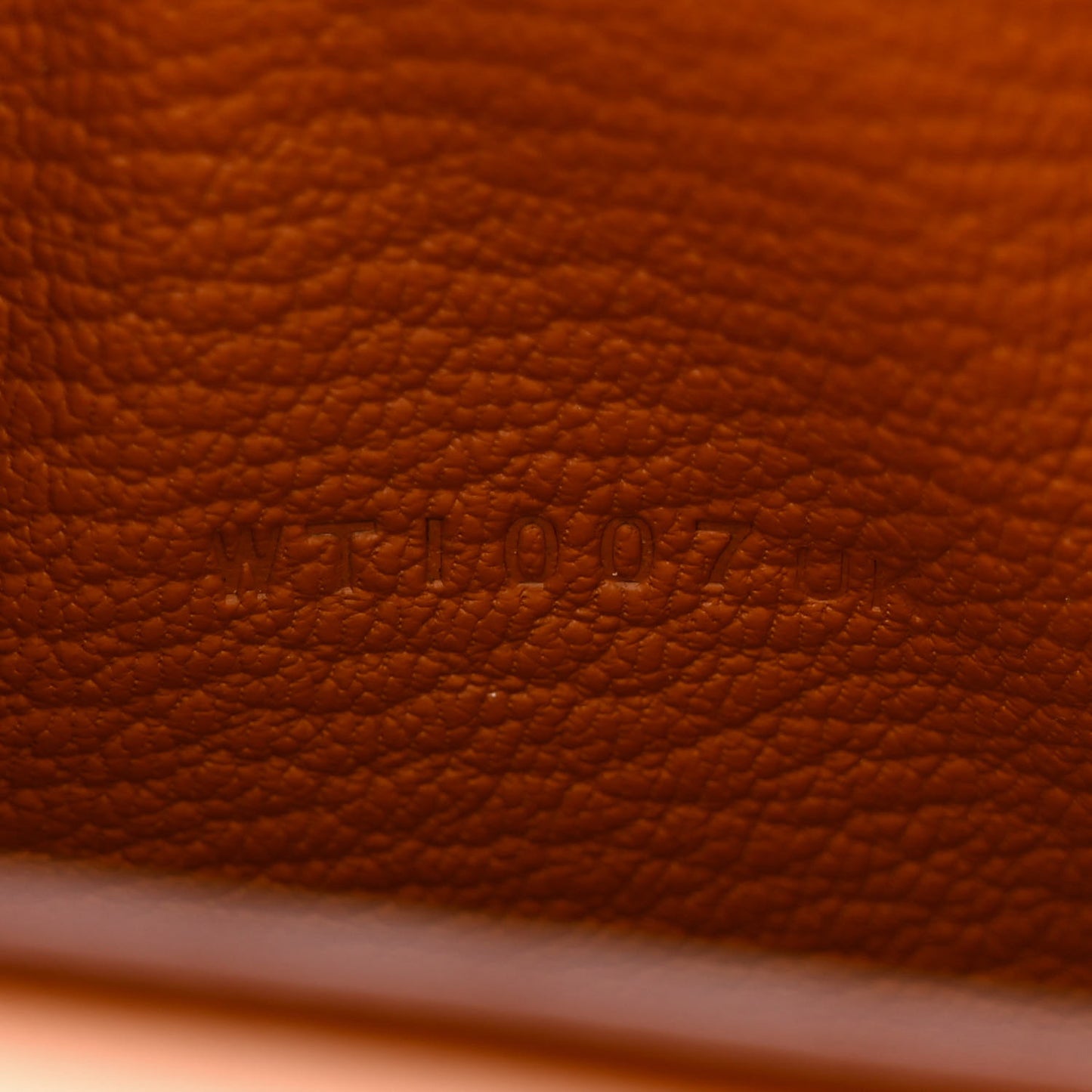 Epsom Kelly Multi Pocket Pochette To Go Gold