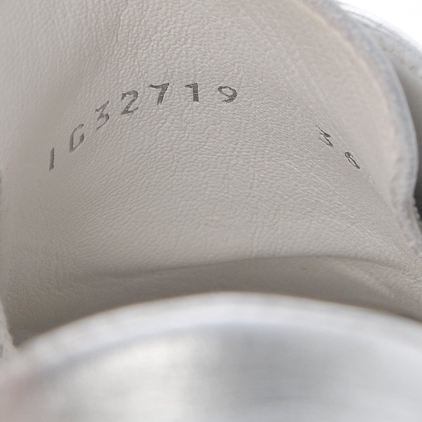 Iridescent Goatskin Sneakers 36 White Silver