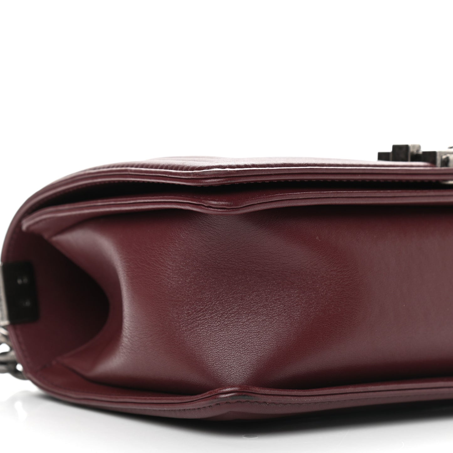 Calfskin Horizontal Quilted Medium Boy Flap Burgundy