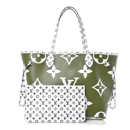 Louis Vuitton Monogram Giant Neverfull MM Kaki 1 of 11