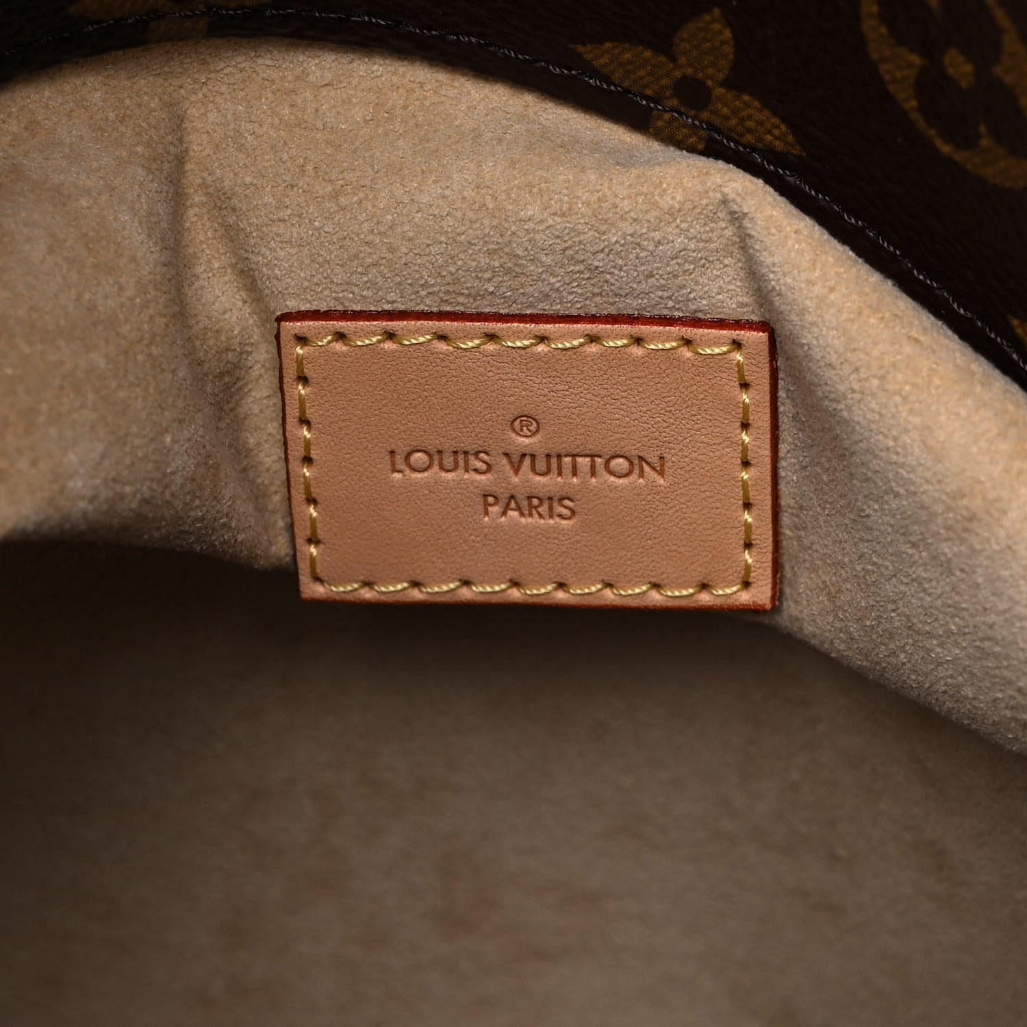 Louis Vuitton Monogram Artsy MM 7 of 12