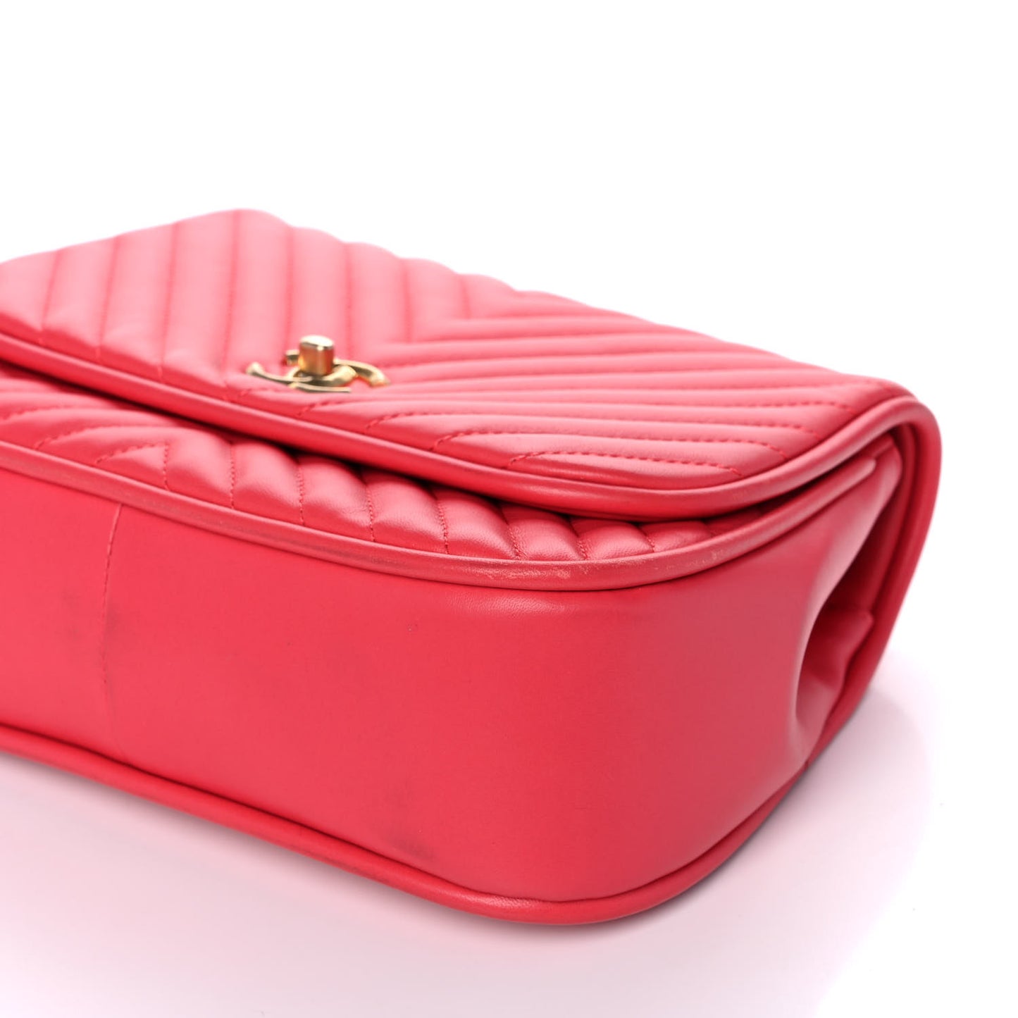 Lambskin Reverse Chevron Quilted Round Top Handle Flap Red