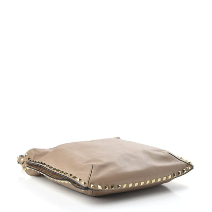 Valentino Garavani Vitello Rockstud Hobo Beige 4 of 9