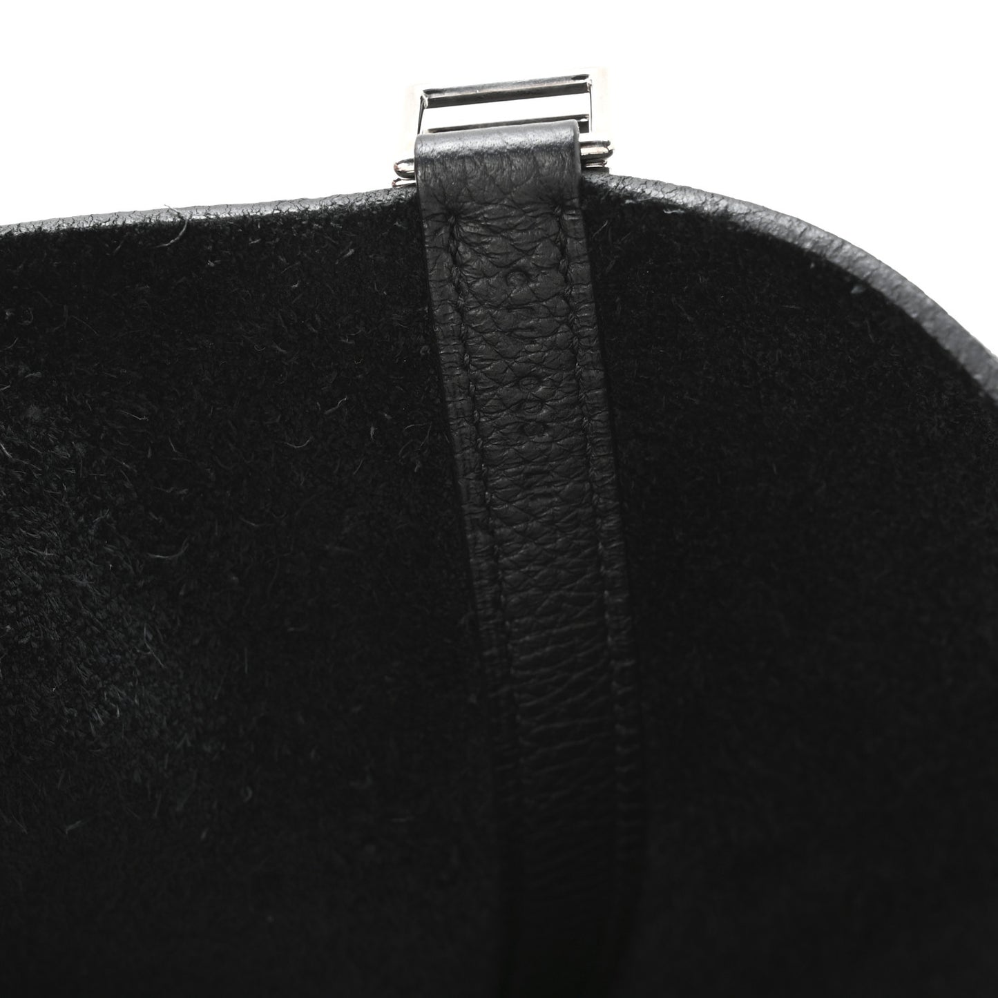 Taurillon Clemence Picotin Lock 22 MM Black