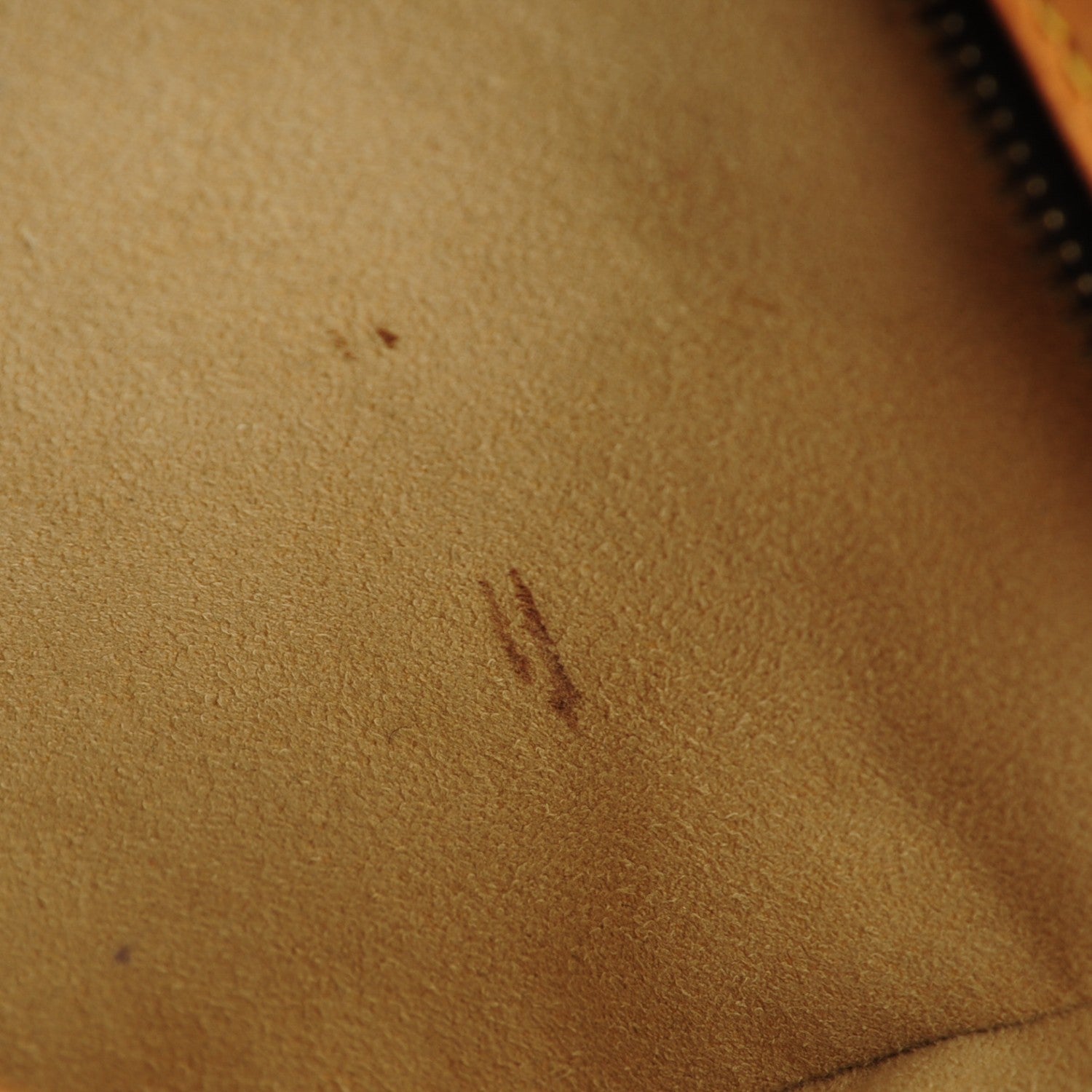 Louis Vuitton Monogram Hudson GM 10 of 10