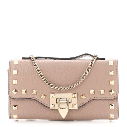 Valentino Garavani Pebbled Calfskin Rockstud Flip Lock Wallet On Chain Poudre 1 of 10