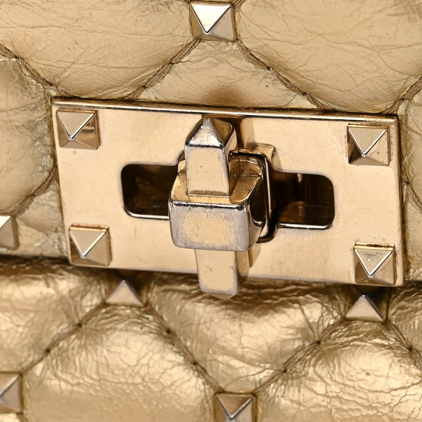 Metallic Wrinkled Lambskin Small Rockstud Spike Shoulder Bag Platino