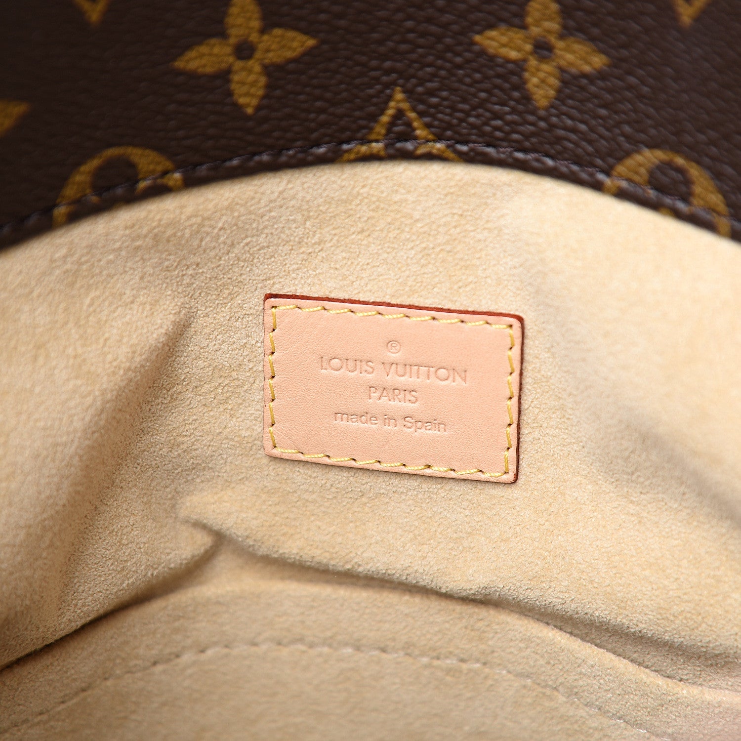 Louis Vuitton Monogram Artsy MM 5 of 9