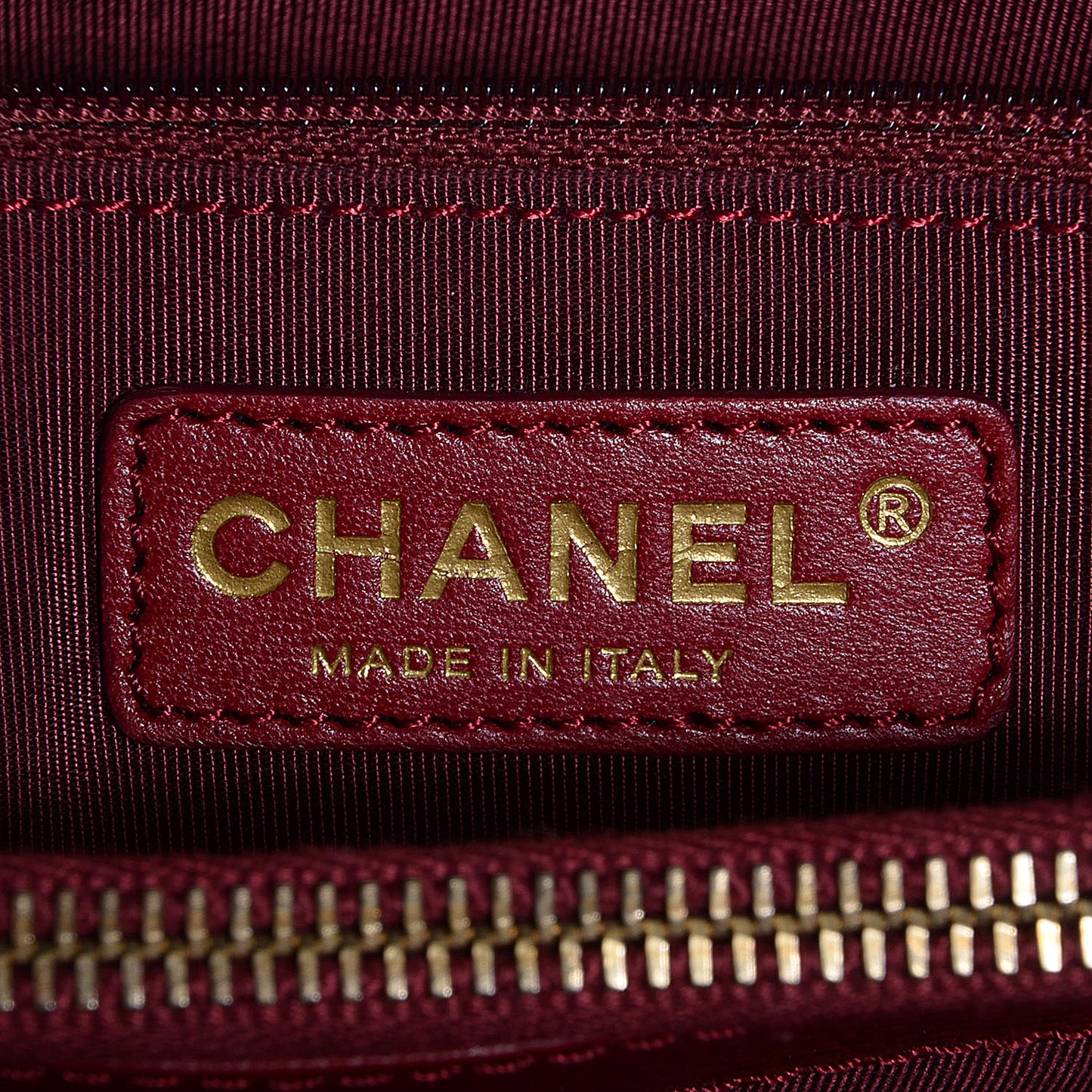 Caviar Grand Shopping Tote GST Dark Red