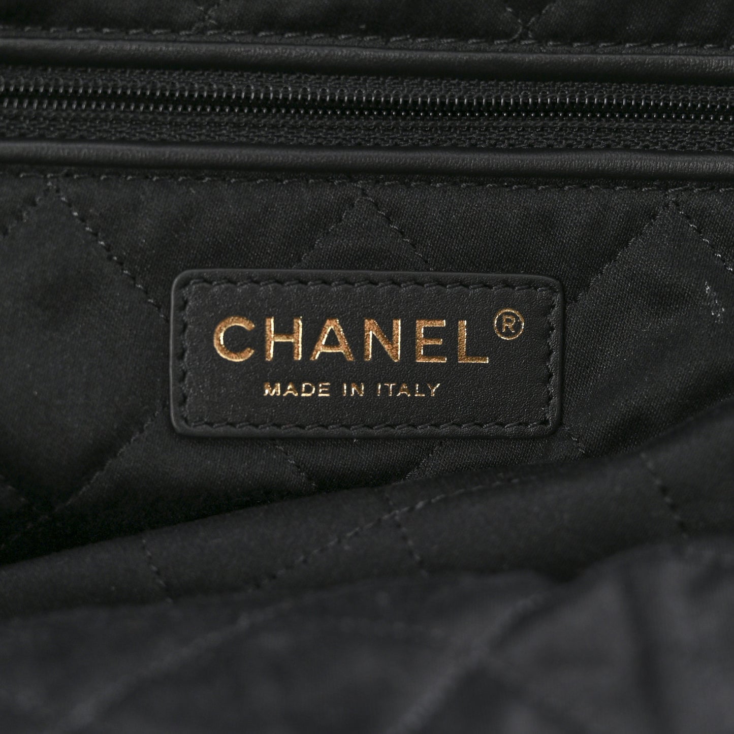 Shiny Calfskin Quilted Small Chanel 22 Black