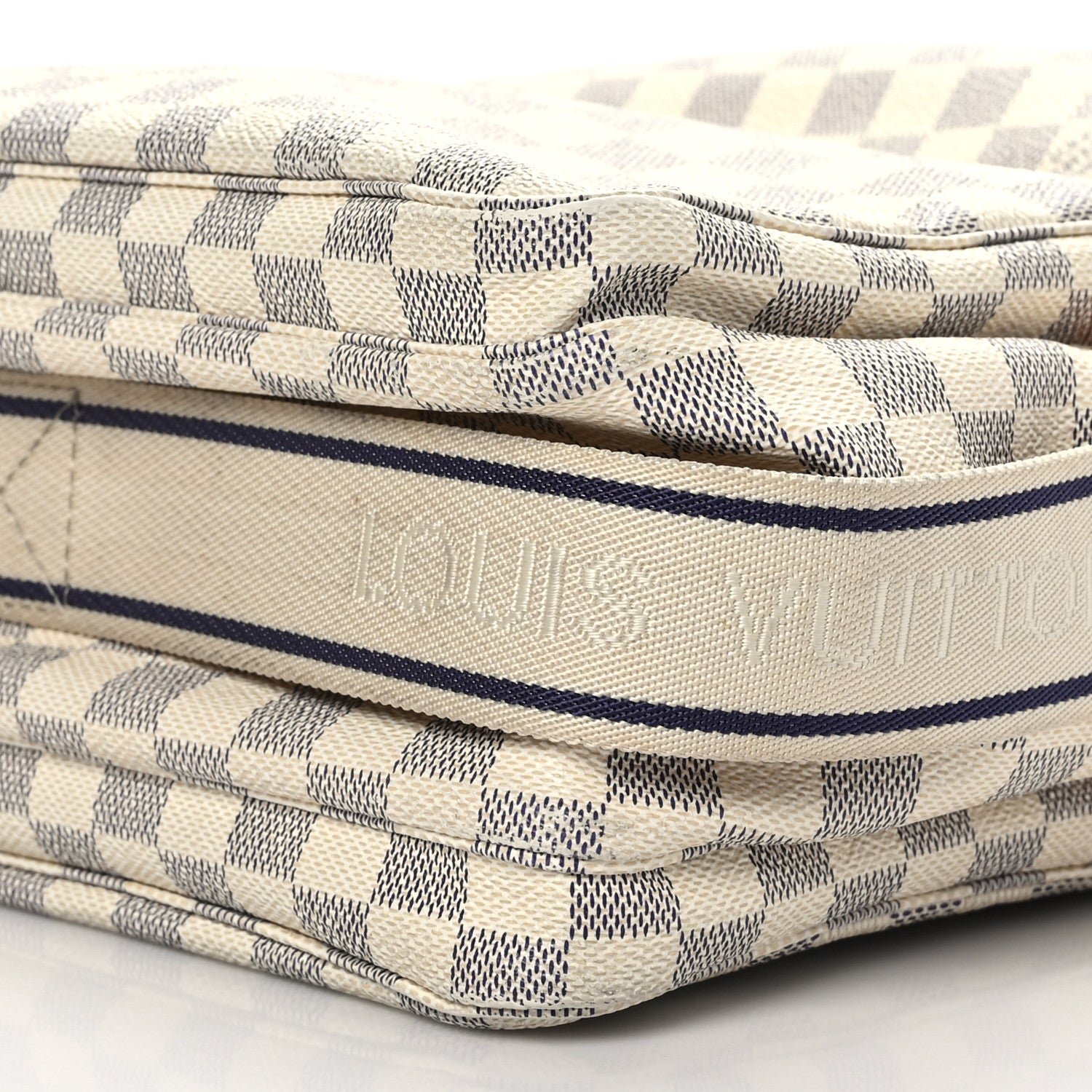 Louis Vuitton Damier Azur Naviglio 8 of 9