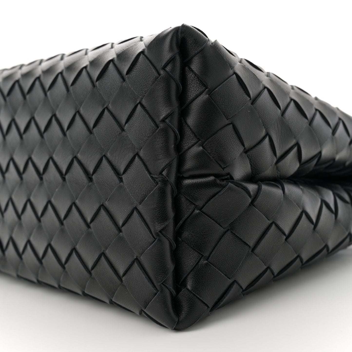 Nappa Intrecciato Medium Andiamo Shoulder Bag Black