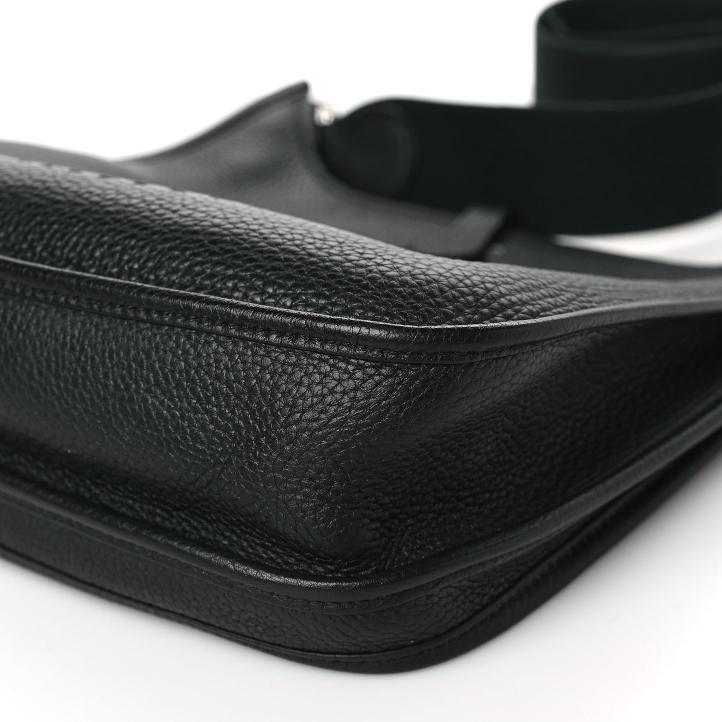 Taurillon Clemence Evelyne III PM Black
