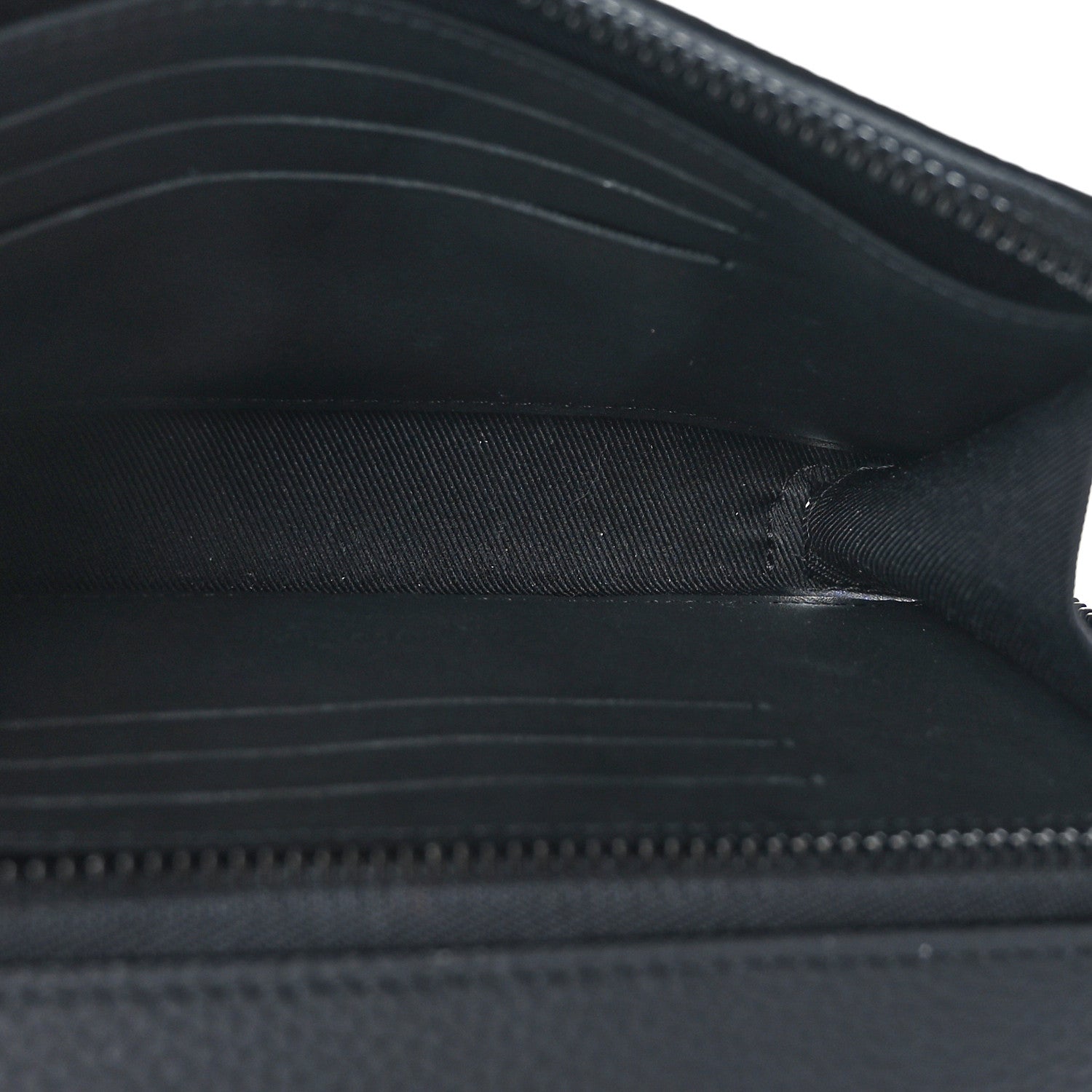 Louis Vuitton Calfskin Aerogram Alpha Wearable Wallet Black 5 of 9