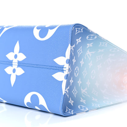 Louis Vuitton Monogram Giant By The Pool Onthego GM Blue 9 of 10
