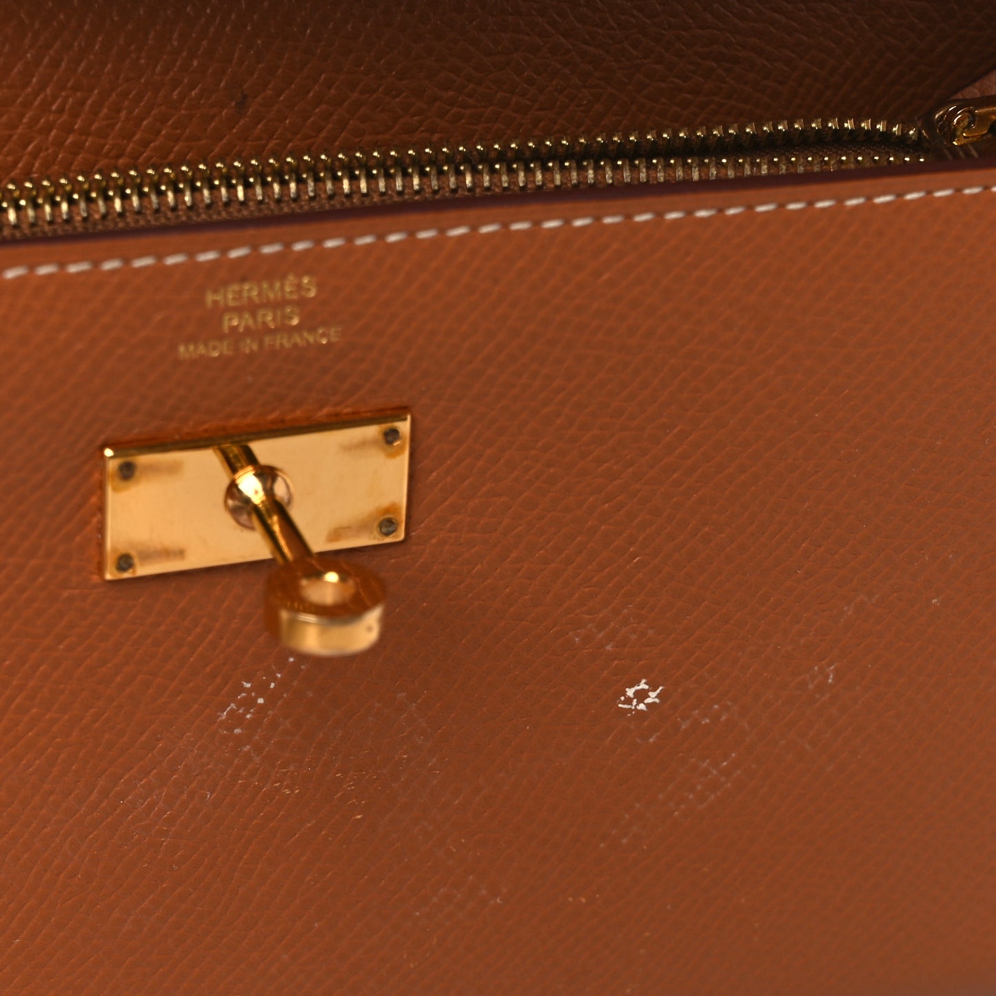 Epsom Kelly Longue Wallet Gold