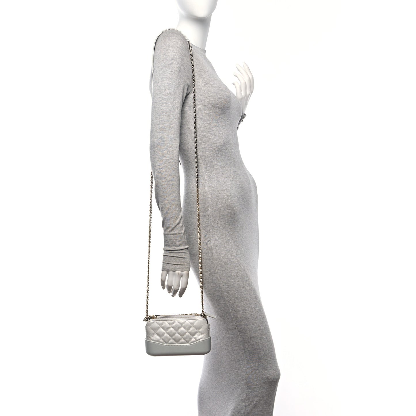 Metallic Lambskin Calfskin Quilted Small Gabrielle Clutch With Chain Silver