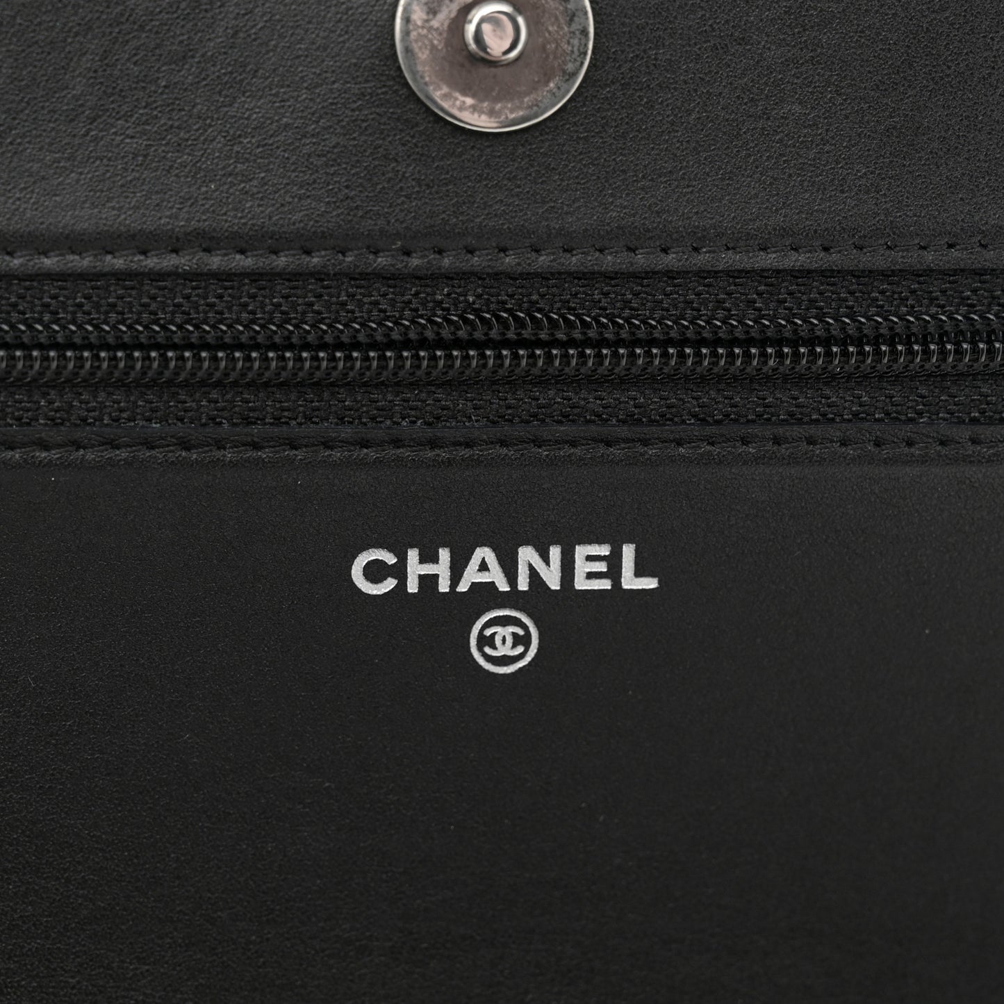 Caviar Quilted Boy Wallet On Chain WOC Black